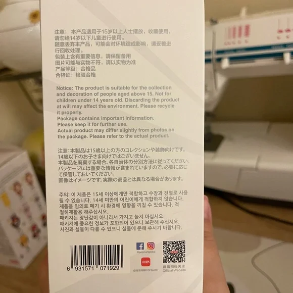 AUTHENTIC NEW Pop Mart LABUBU Big Into Energy Vinyl Plush - Loyalty - Picture 6 of 8